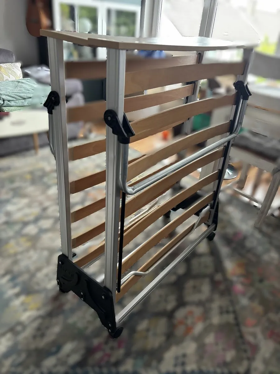 folding bed - Image 1