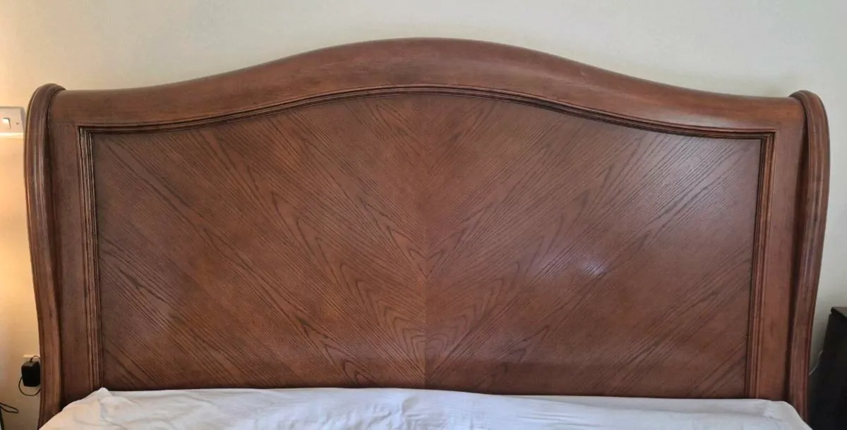Bed - Super King size & 2 x matching lockers - Image 2