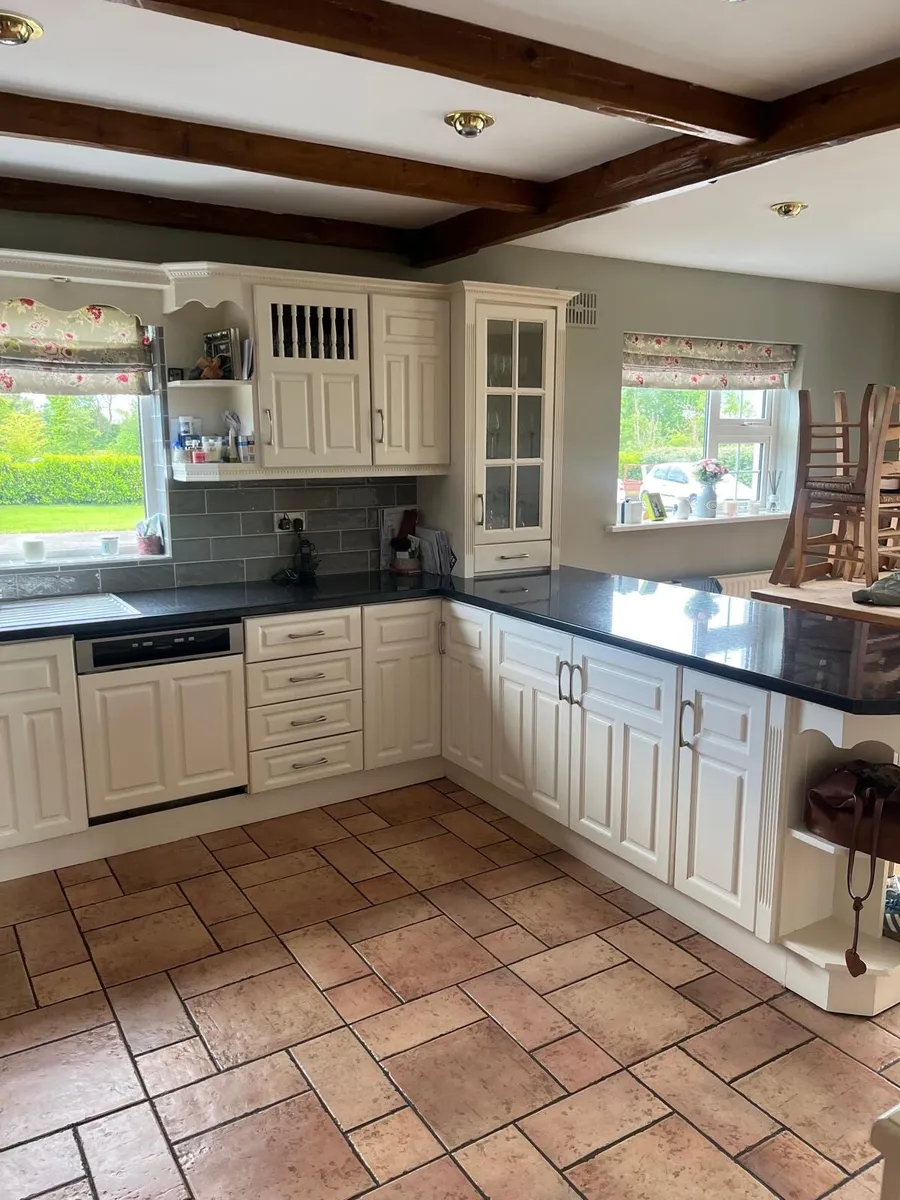 Kitchen and appliances - Image 3