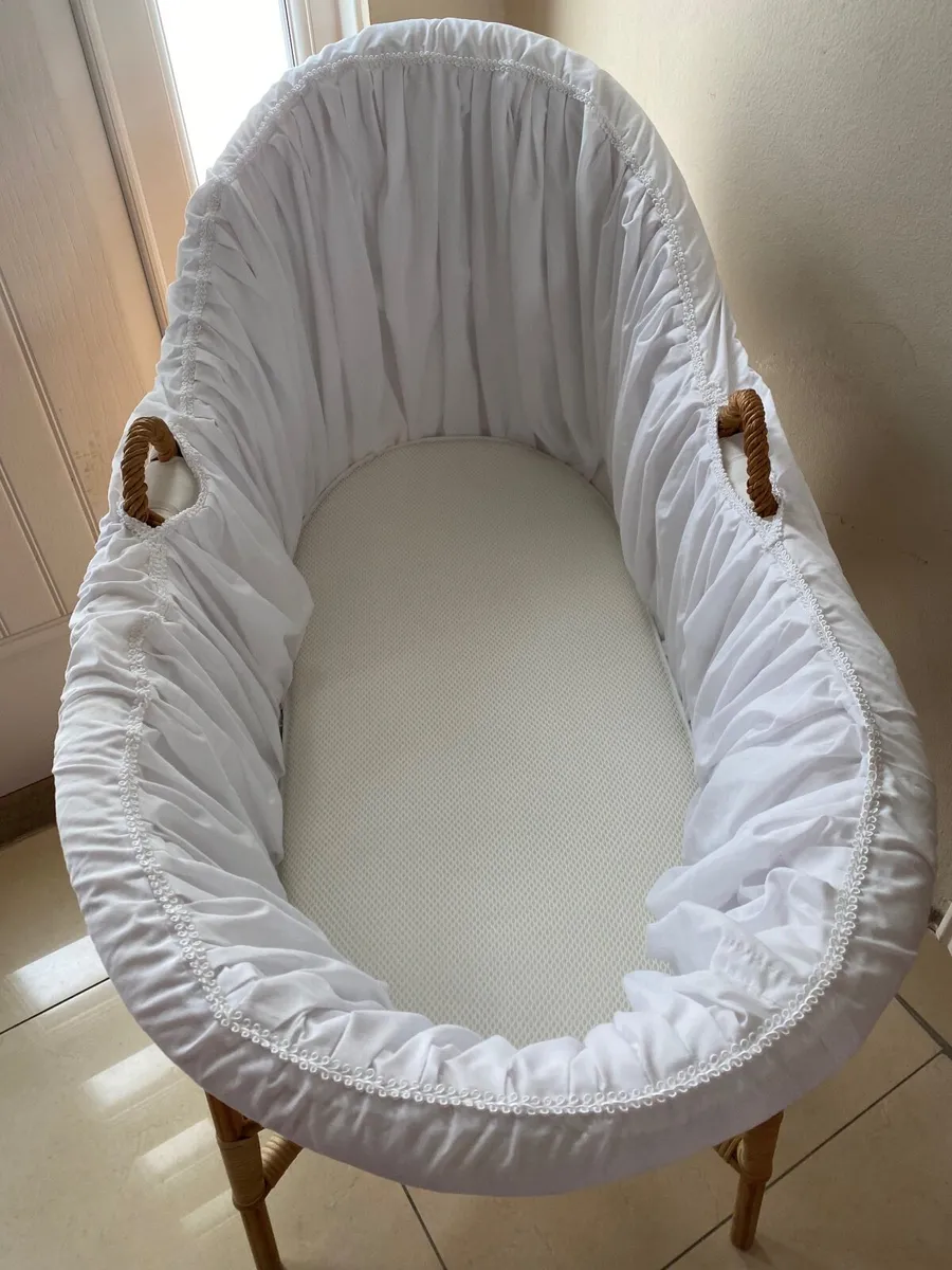Moses Basket - Image 4