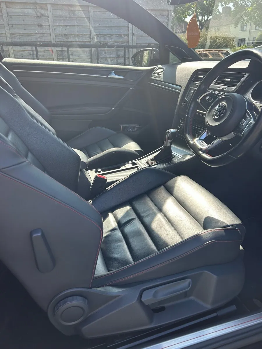 VW golf going - Image 4