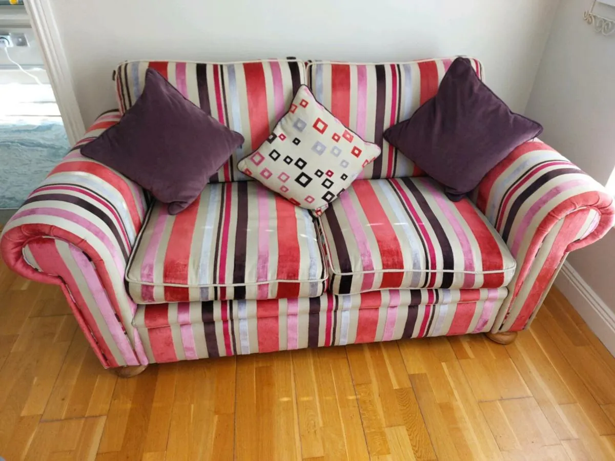 Fabric couch / sofa  3 and 2 seater - Image 1