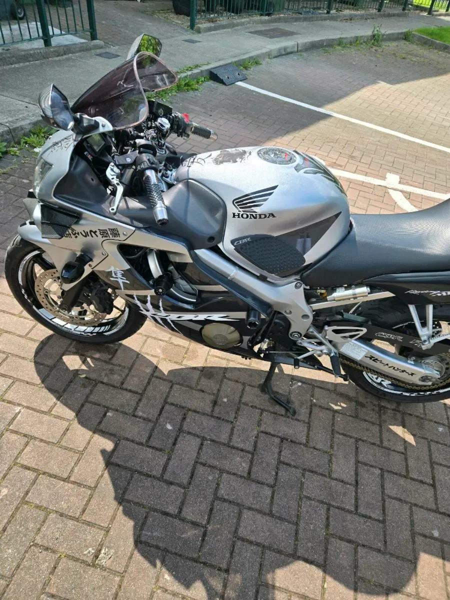 2006 Honda CBR 600F MODEL - Image 2