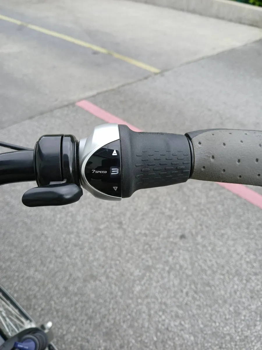 Electric bike - Image 3