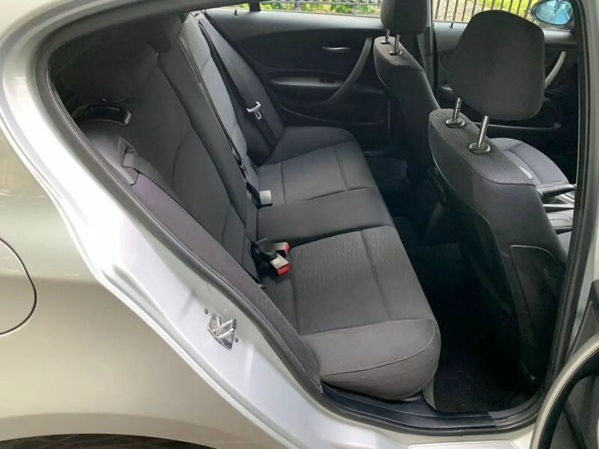BMW 1-Series 2007 - Image 2