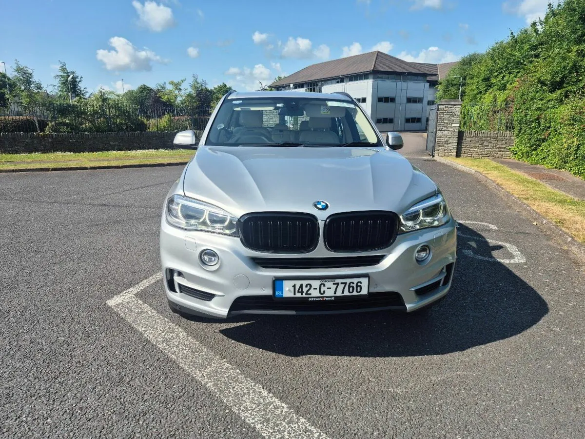 BMW X5 2014 - Image 2