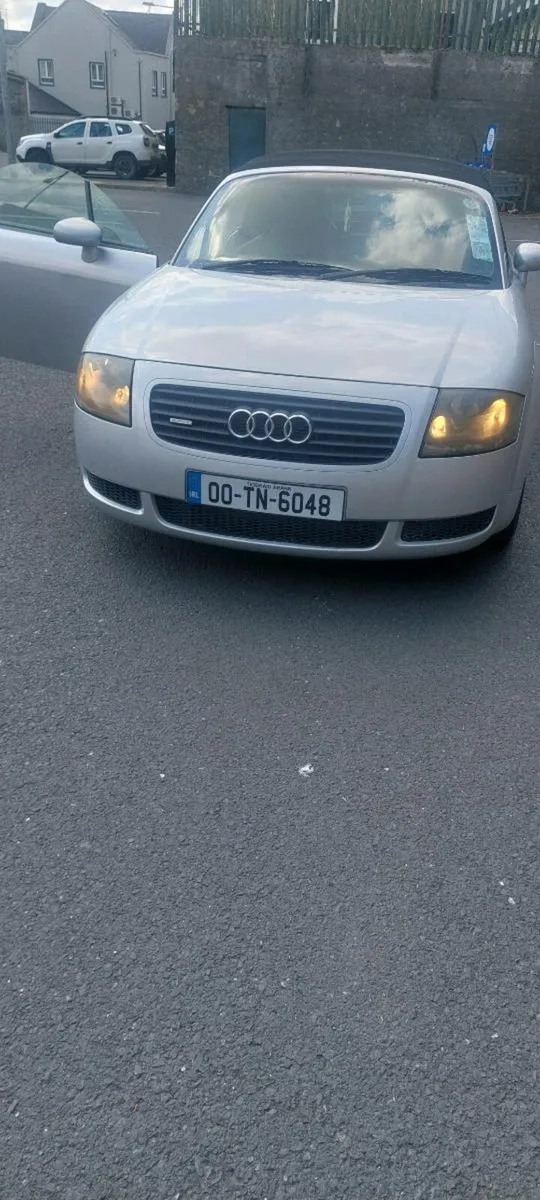 Car - Image 2