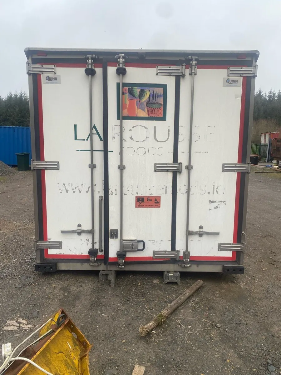 Insulated container - Image 1