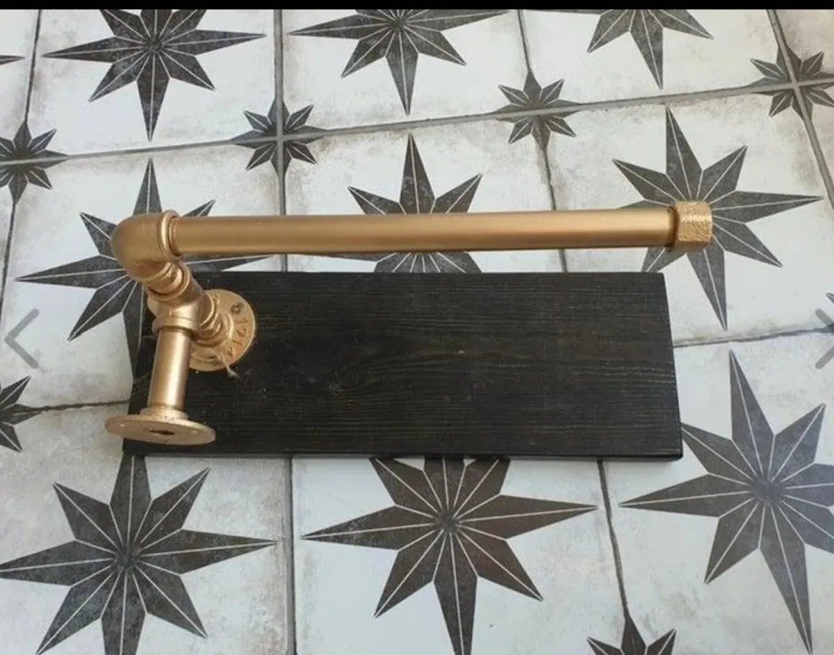 Industrial pipe kitchen towel holder - Image 2