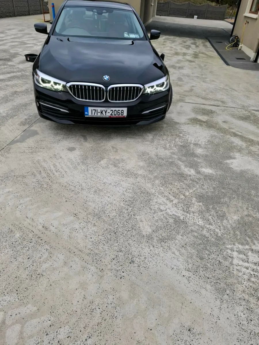 Car - Image 2
