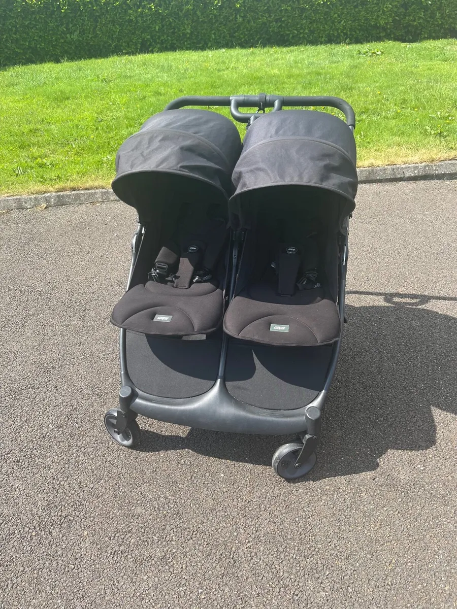 Double buggy - Image 1