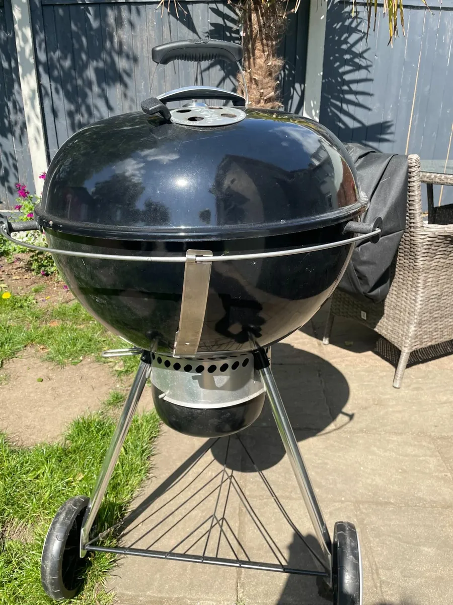 Weber Charcoal BBQ - Image 1