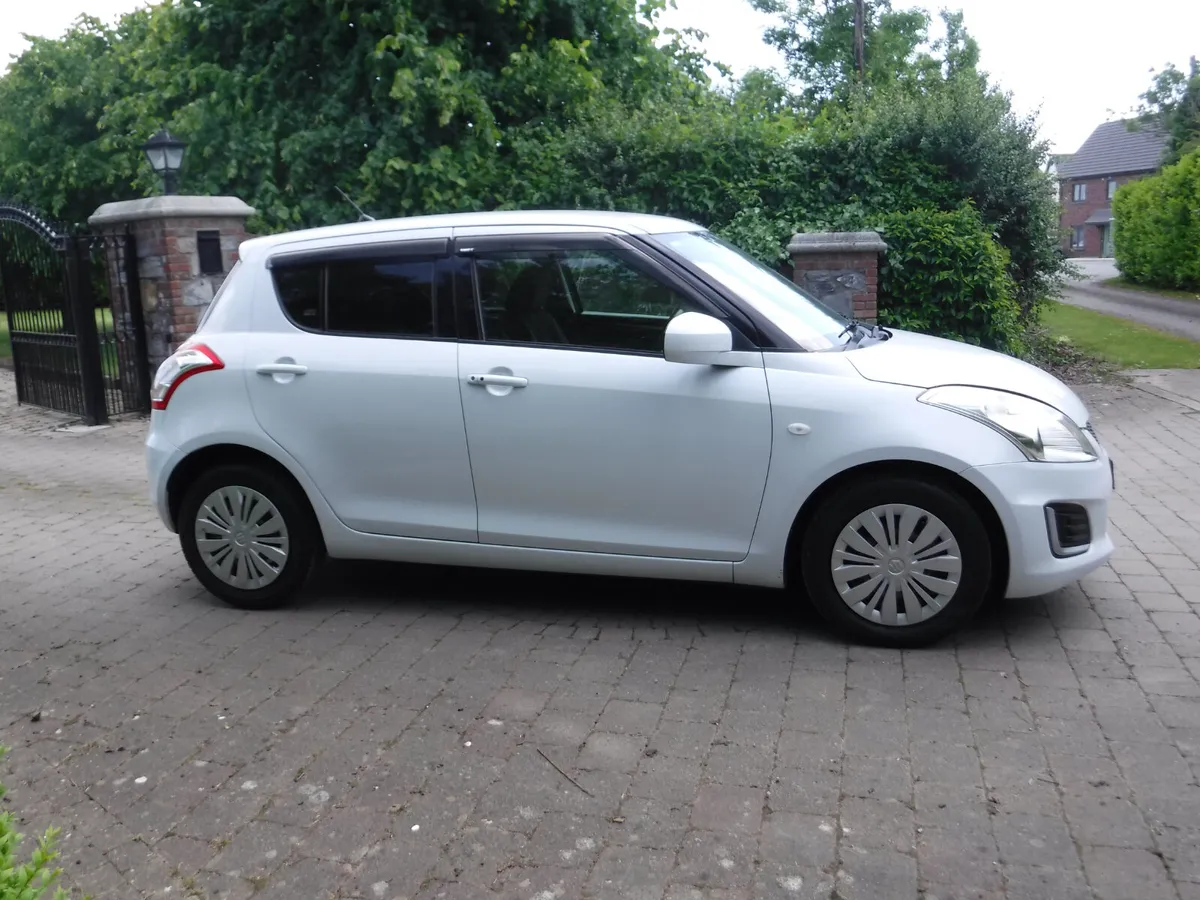 SUZUKI SWIFT 1.2 AUTO ANDROID+CARPLAY - Image 2