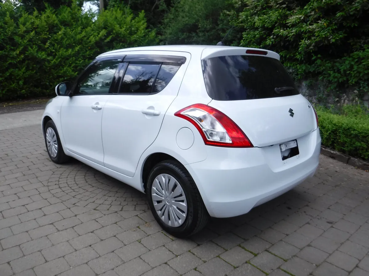 SUZUKI SWIFT 1.2 AUTO ANDROID+CARPLAY - Image 4