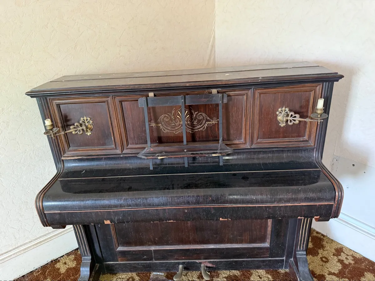 Piano - Image 2