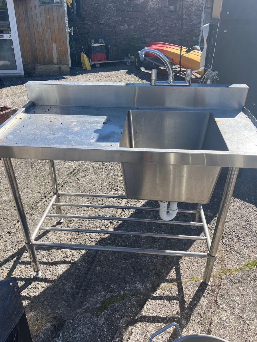 Commercial kitchen sink - Image 1