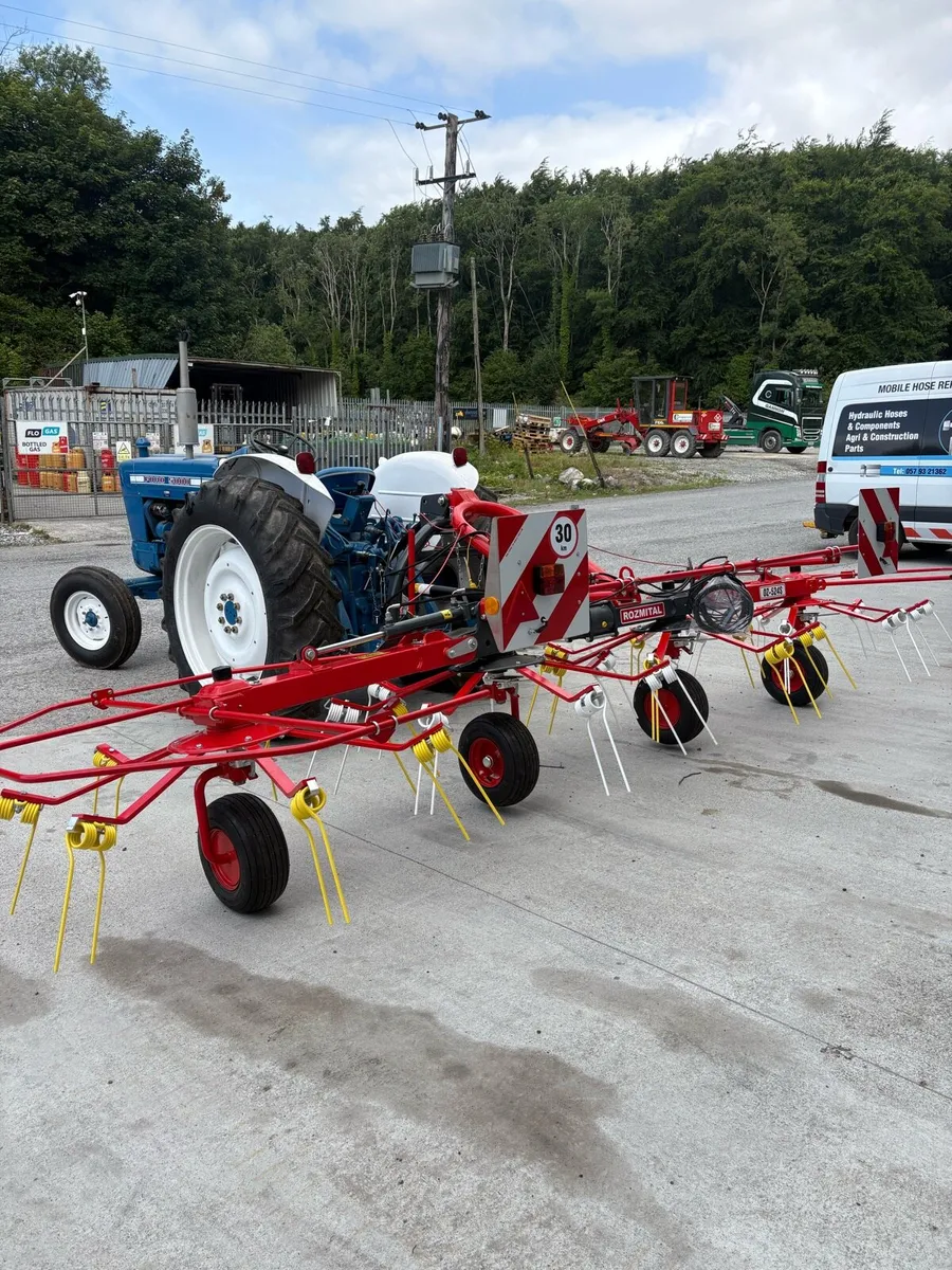 Rozmital OZ-524S tedder - Image 2