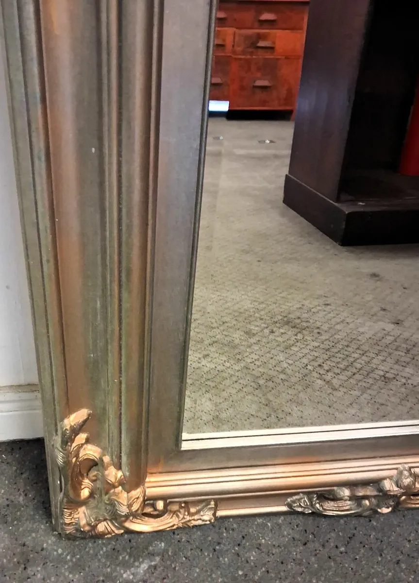 LARGE LEAN TO MIRROR - Image 3