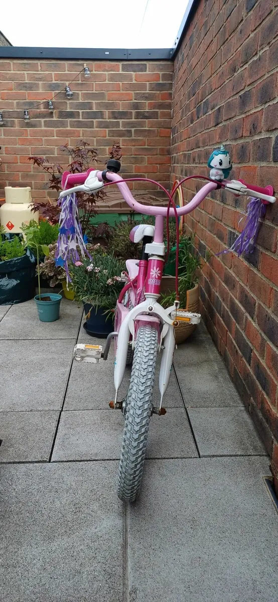 16" pink bike - Image 2