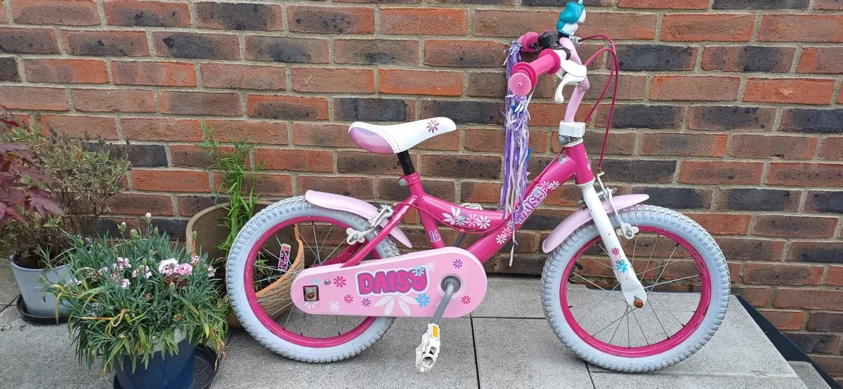 16" pink bike - Image 3
