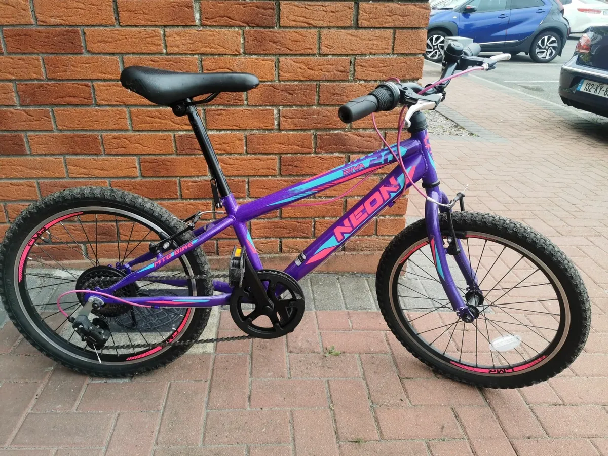 Girls bike 16" - Image 1