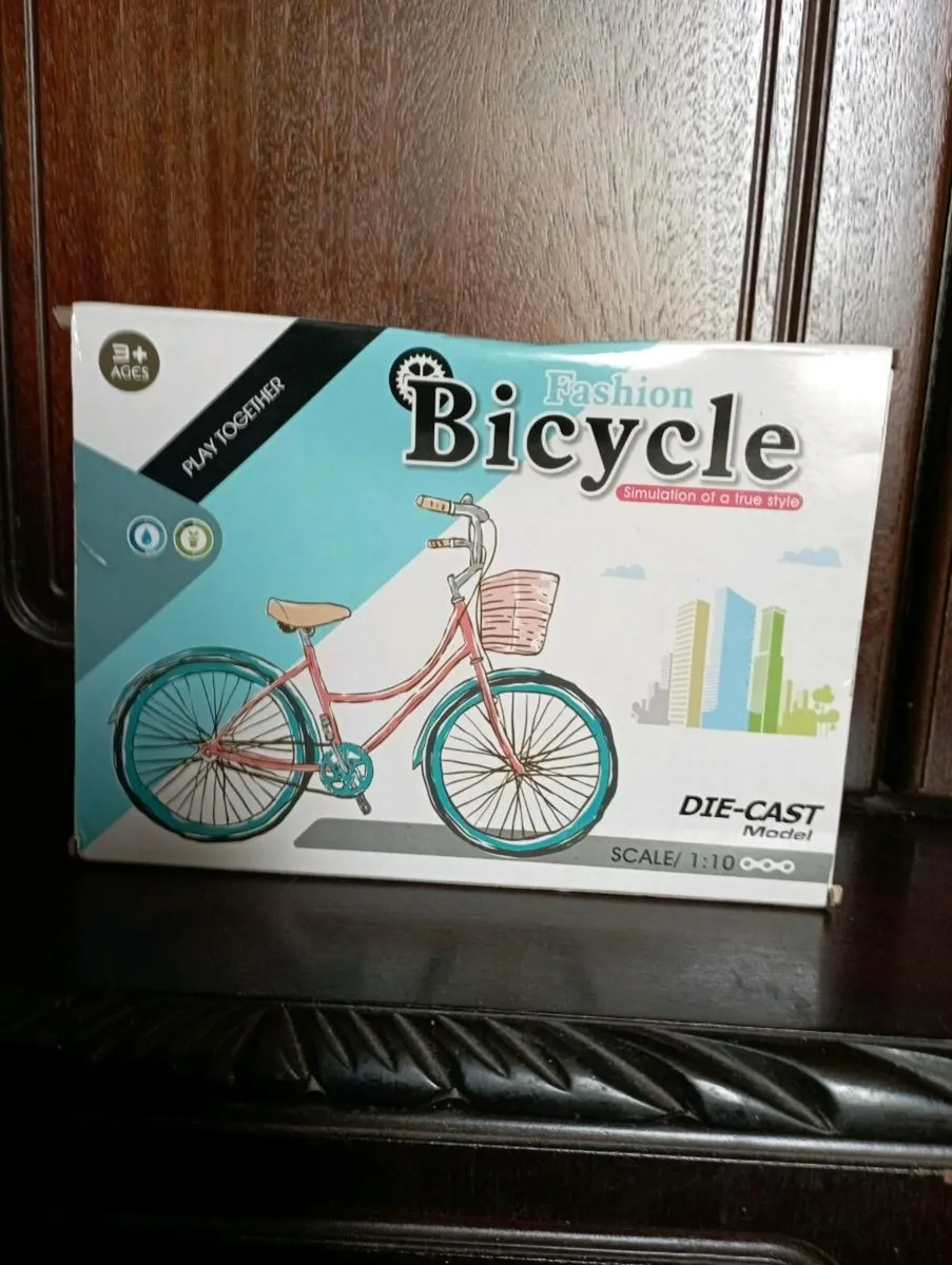 DIE -CAST MODLE TOY  BICYCLE SCALE 1-10. - Image 3