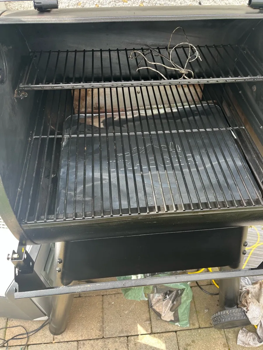 Traeger pro D2 575 pellet Grill WIFI ENABLED - Image 3