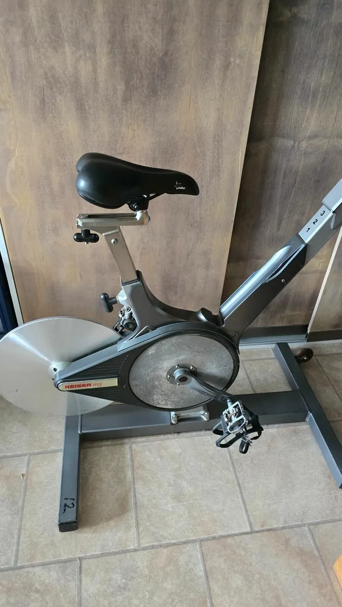 Spin bike - Image 3