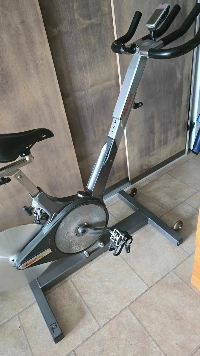 Spin bike - Image 4