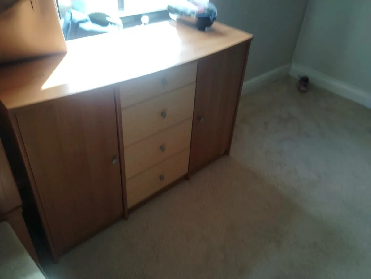 Dressing table and chair - Image 1