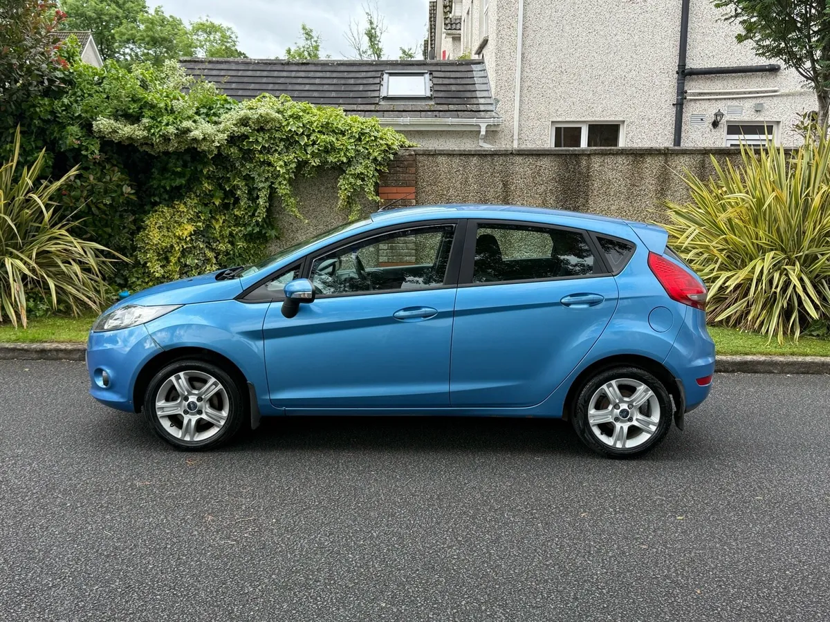2010 Ford Fiesta 1.25 NEW NCT 02/26 - Image 2