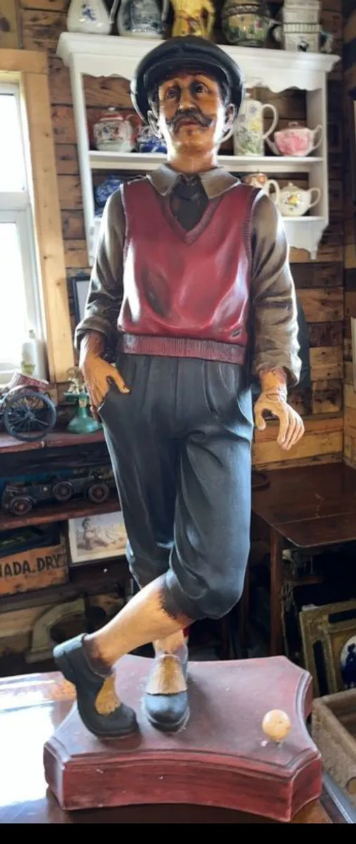 Vintage Golfer - Image 1