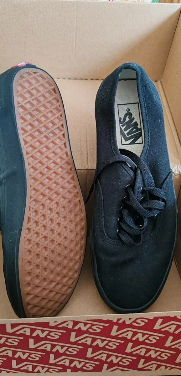 Ladies VANS trainers - Image 1