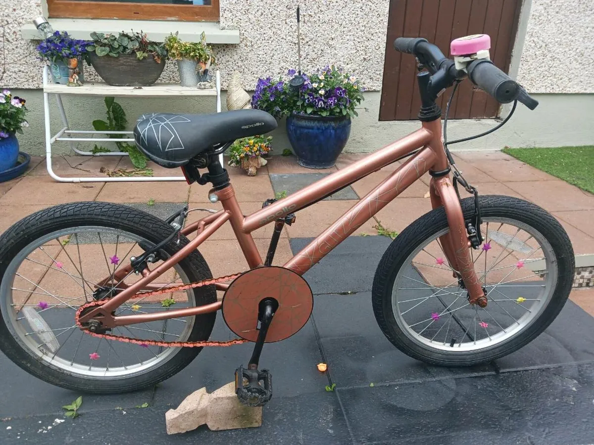 Kids bike - Image 1