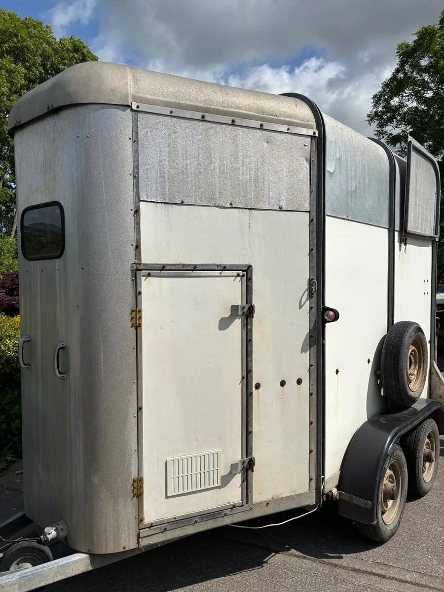 Horsebox - Image 1
