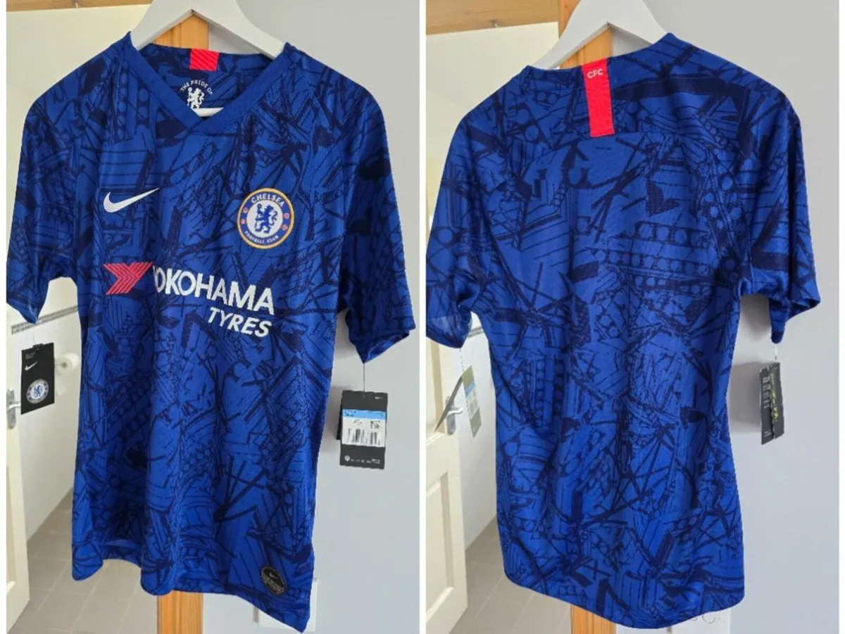 Chelsea 2019/20 home shirt