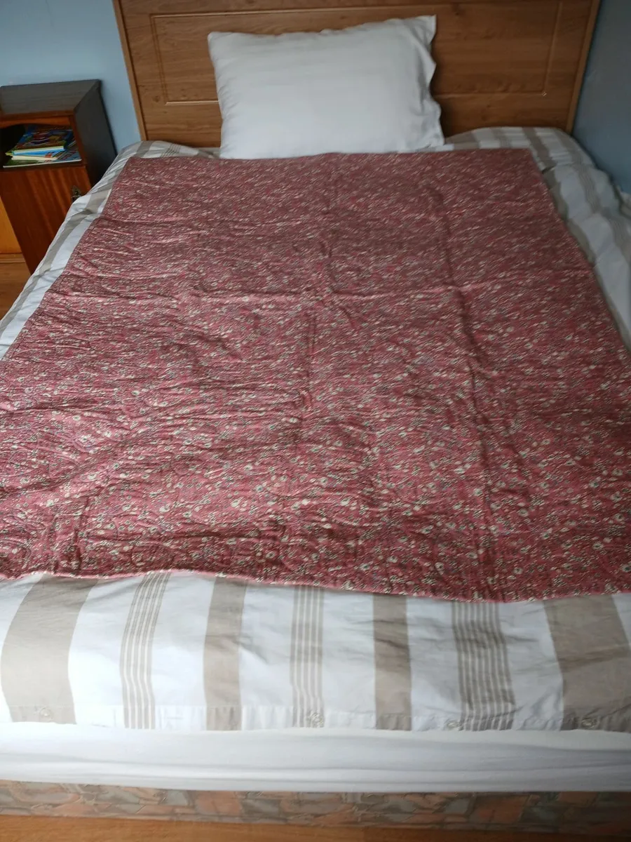 Bedspread/Throw - Image 2