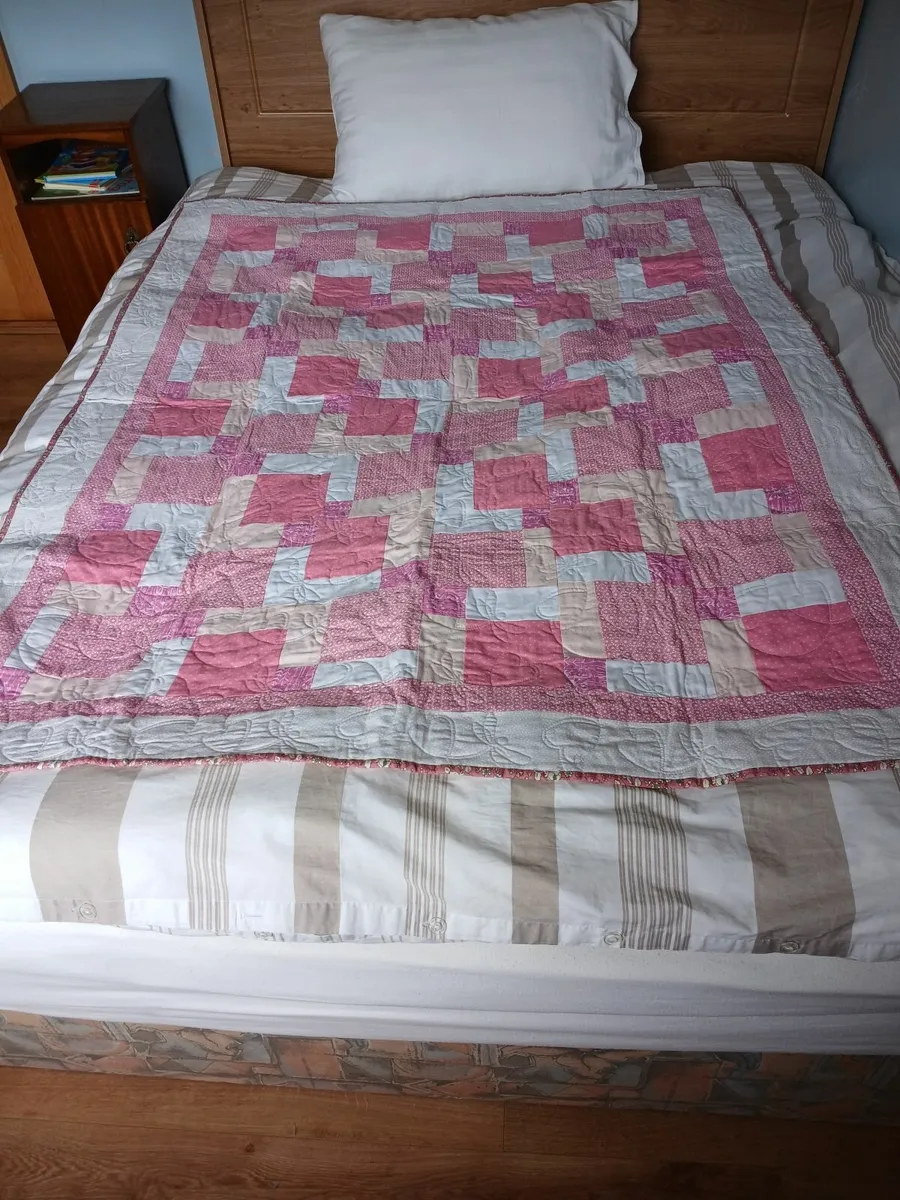 Bedspread/Throw - Image 3