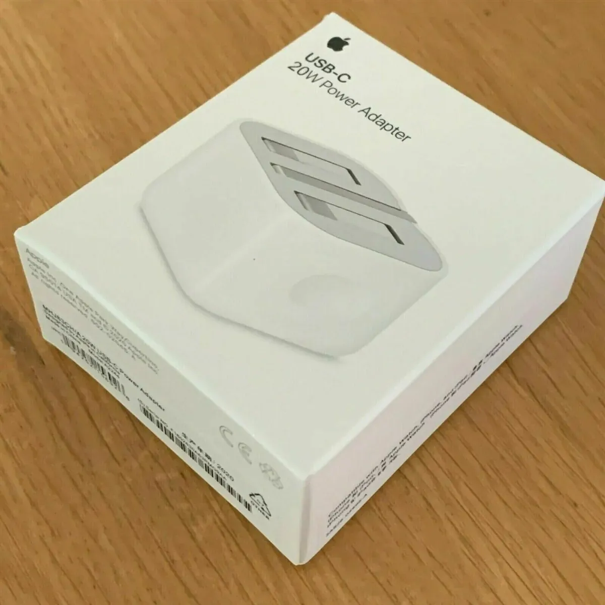 NEW Apple iPad Pro 13 Wi-Fi Cellular with Keyboard - Image 4