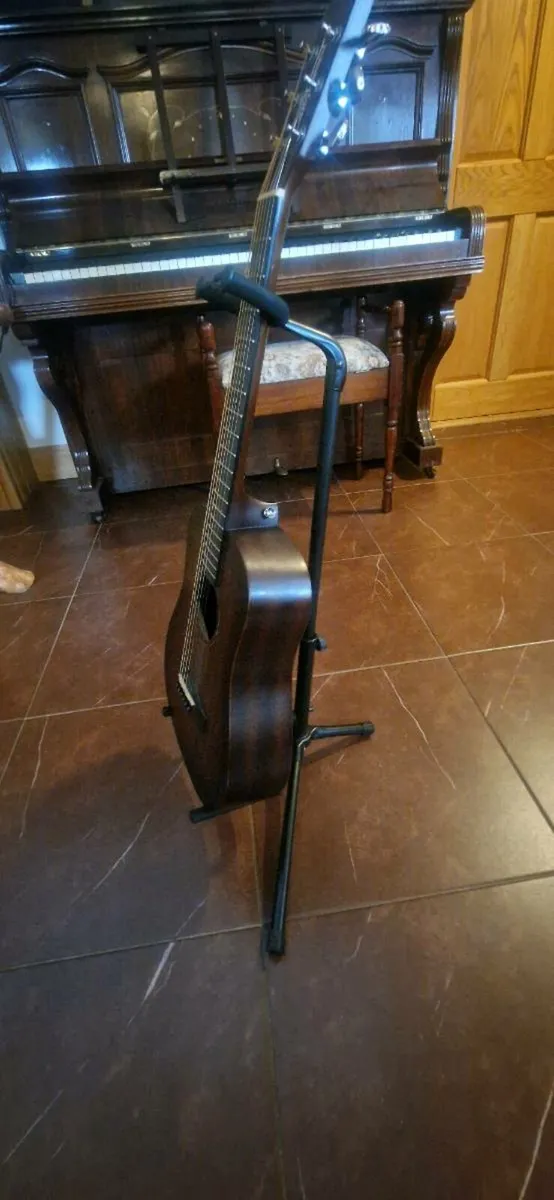 Guitar - Image 3