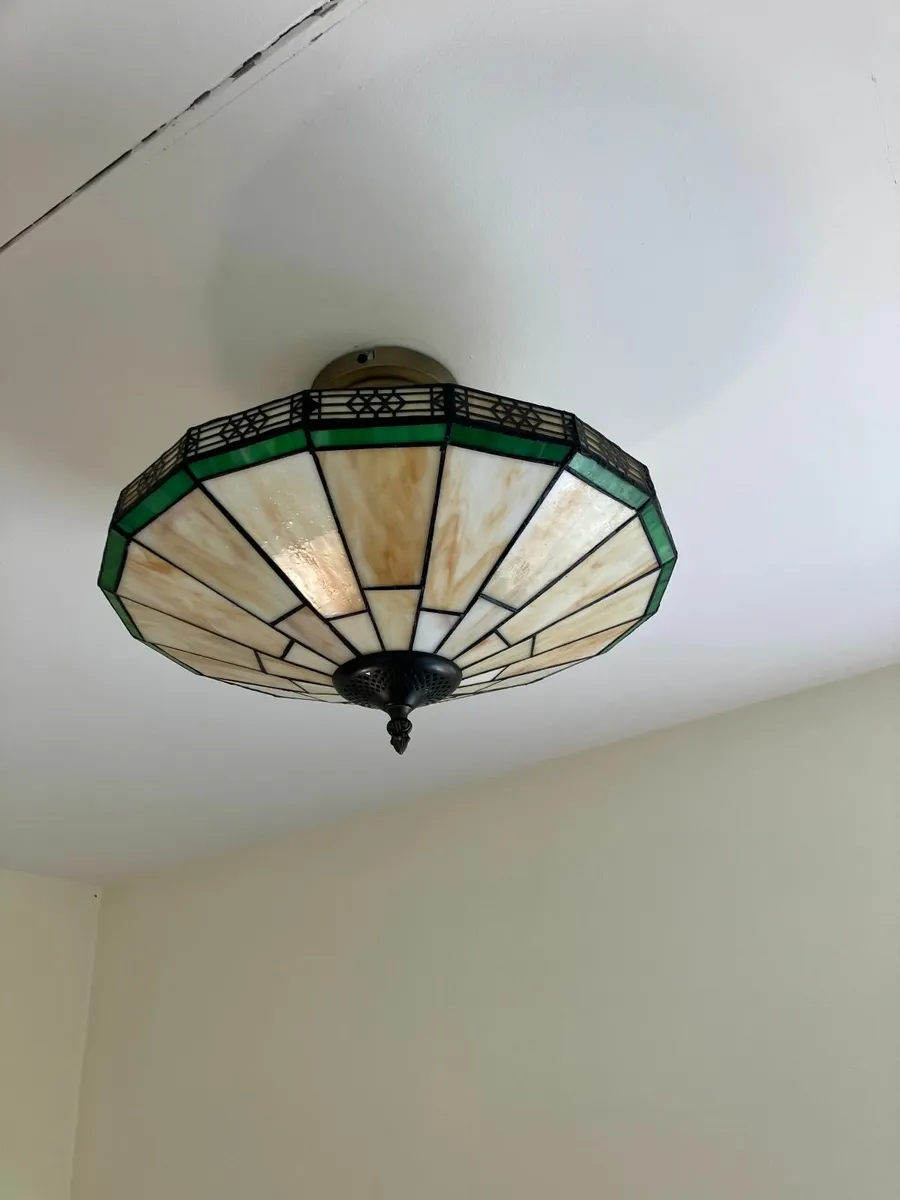 Ceiling light fixture - Tiffany stained glass - Image 1