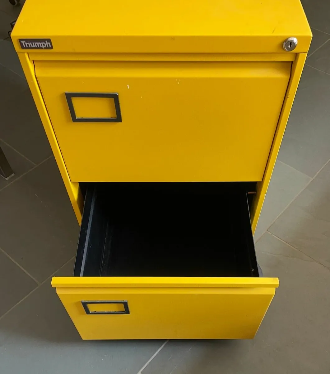 File Cabinet - FREE - Image 3