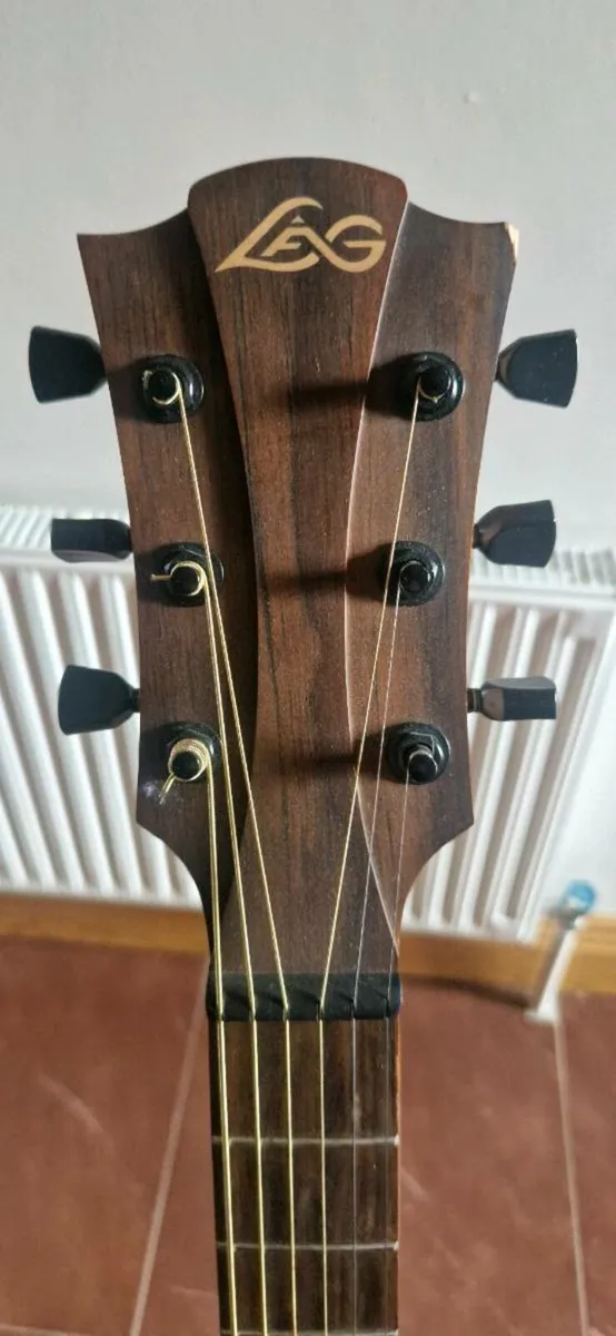 Guitar - Image 2