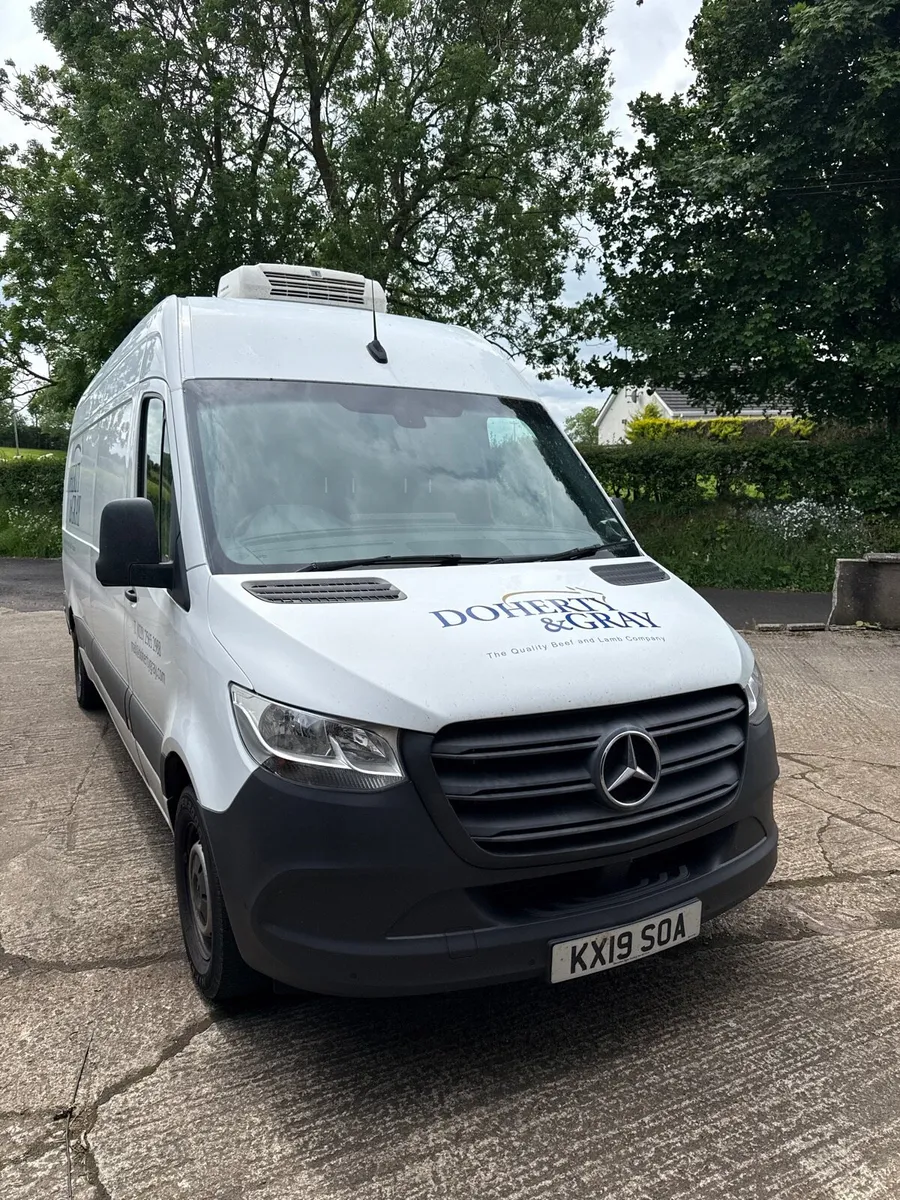Fridge van Mercedes sprinter - Image 2