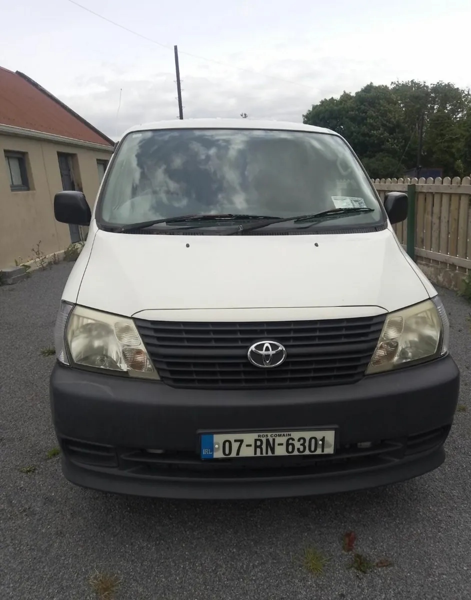 Toyota HiAce 2007 - Image 1
