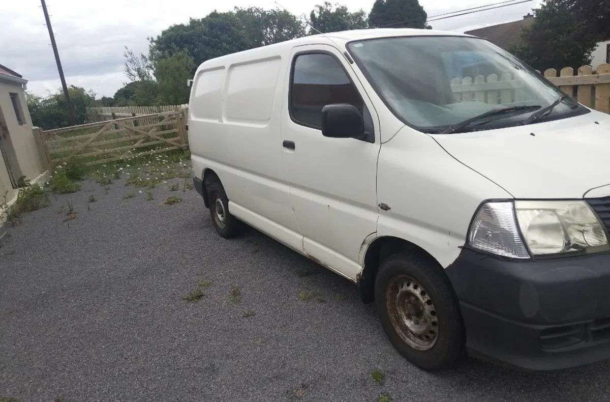 Toyota HiAce 2007 - Image 3