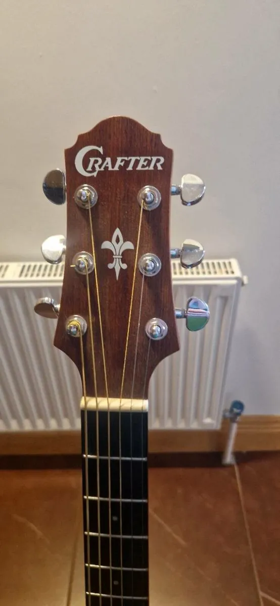 Guitar - Image 3