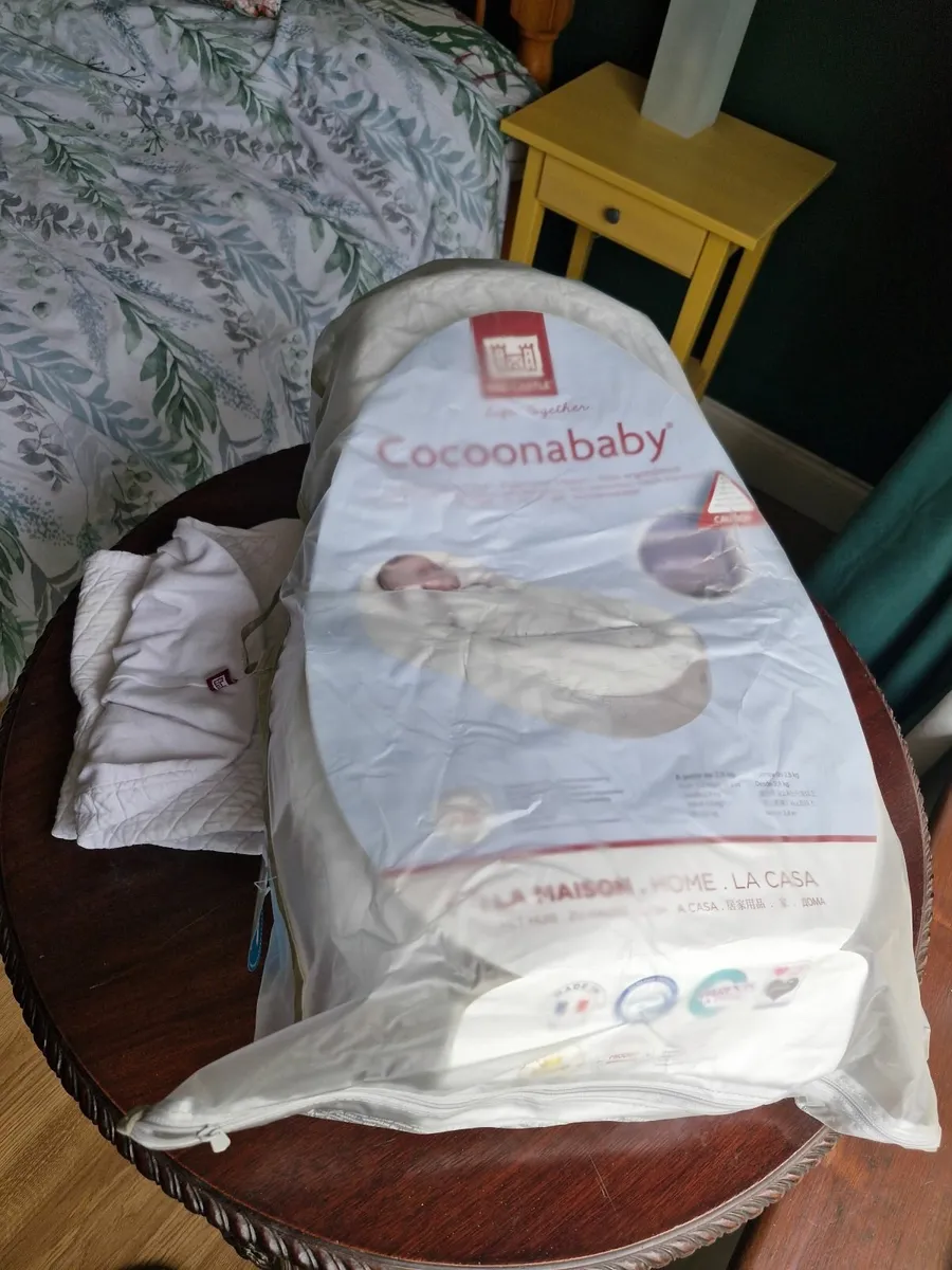 Cocoonababy includes a spare cover. - Image 1