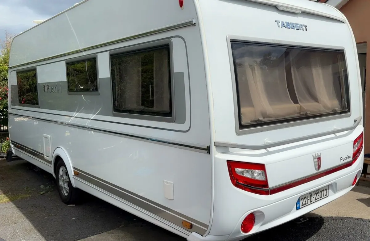 Caravan - Image 1