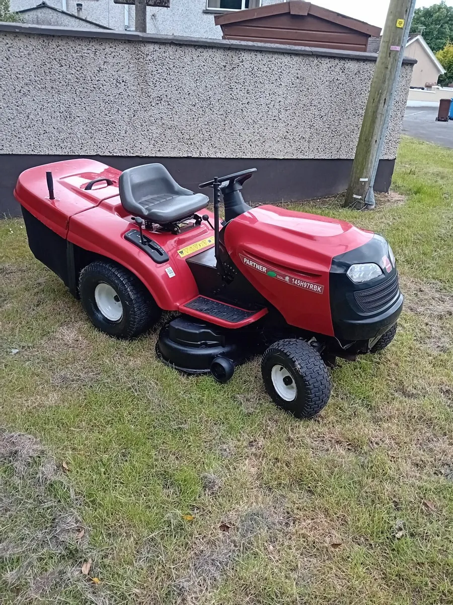 Partner bye husqvarna ride on lawnmower - Image 1